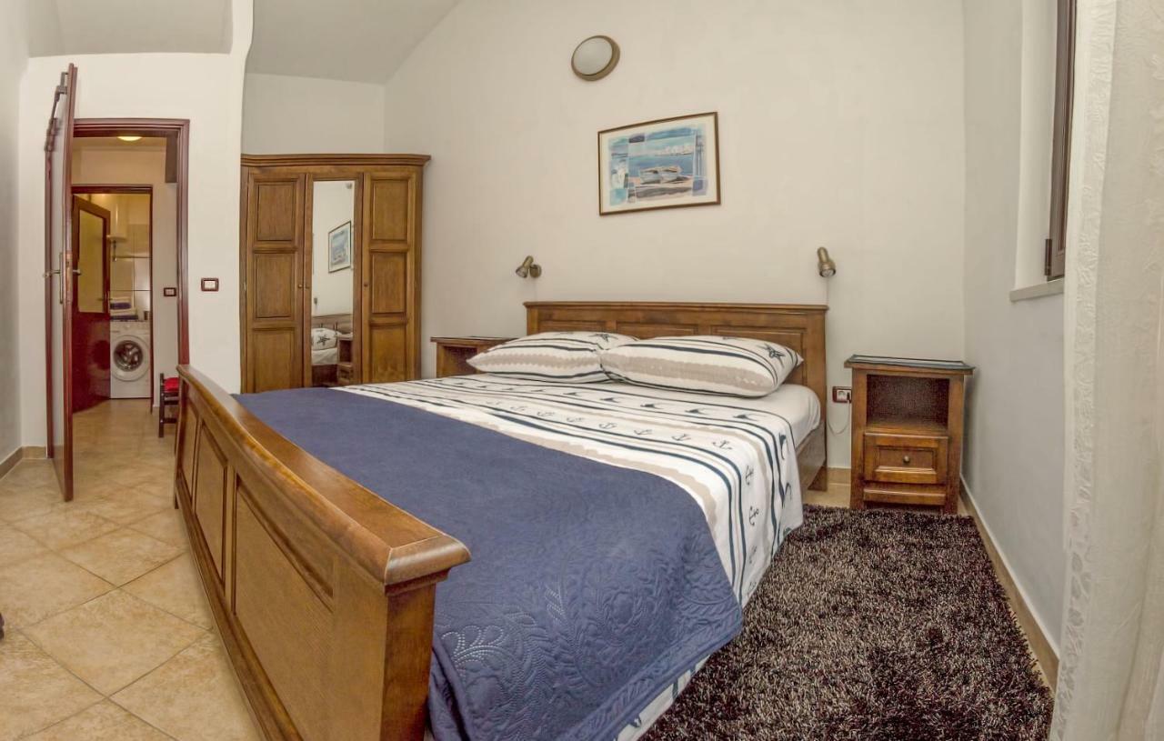Argonave 6 Apartment Пула Экстерьер фото